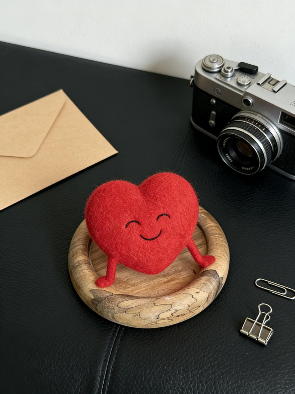 Felt Heart Plush, Smiling Figurine, Valentine's Day Gift