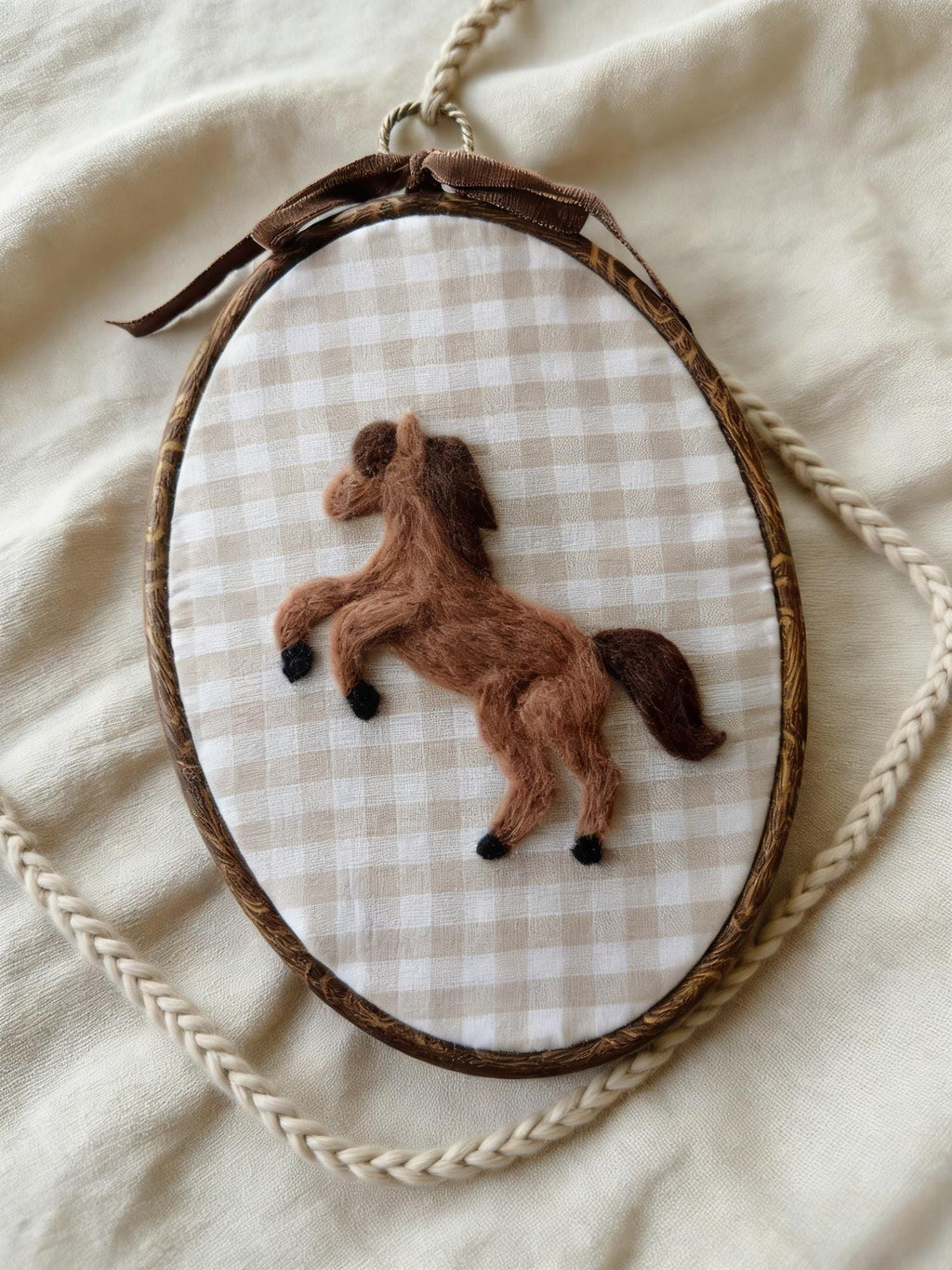 Felt Horse Embroidery Hoop – Handmade Nursery Wall Art, Western Decor