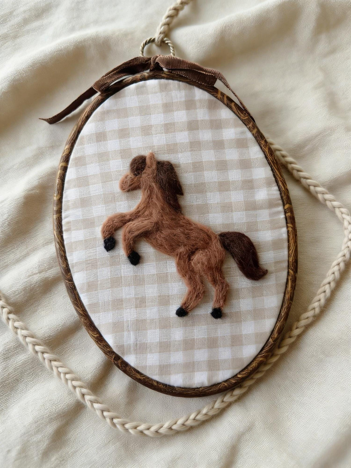 Felt Horse Embroidery Hoop – Handmade Nursery Wall Art, Western Decor