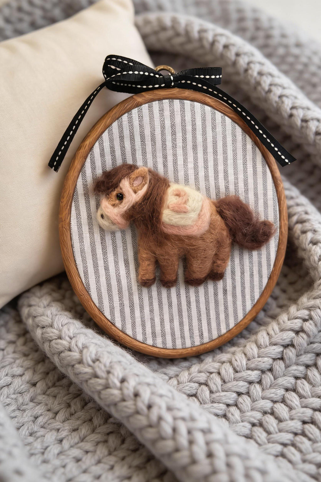 Needle Felted Derby Horse Nursery Wall Art, Handmade Felt Pony Embroidery Hoop Decor